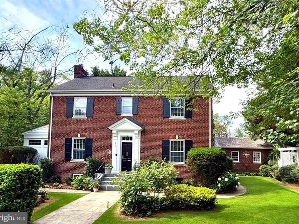 3800 Garrison St NW, Washington, DC 20016