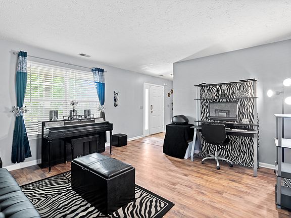 4th image of 5914 Petersburg Pkwy