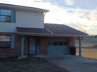 1823 Lively Rd, Maryville, TN 37801