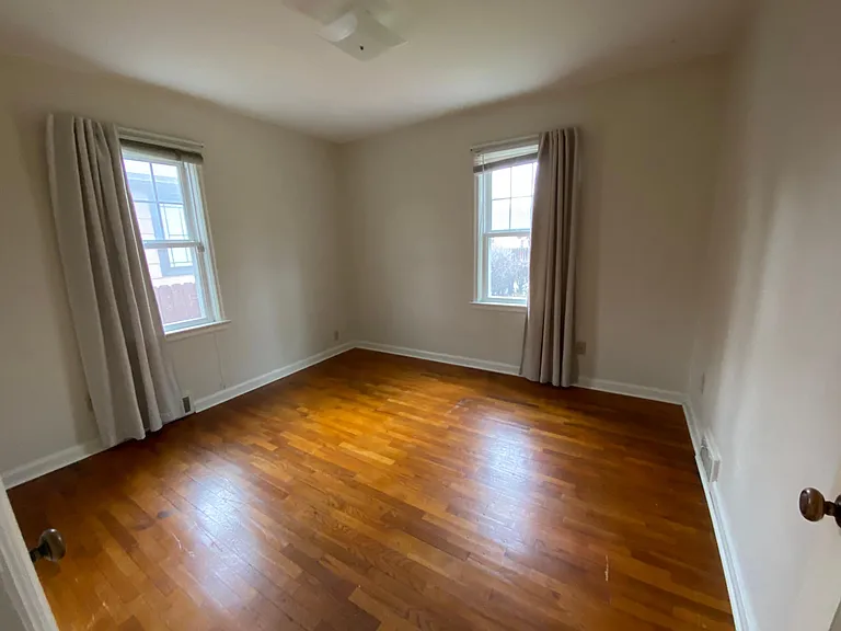 2327 Spruce St — Photo 11