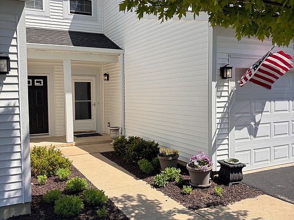 4th image of 3142 Falling Waters Ln #3142
