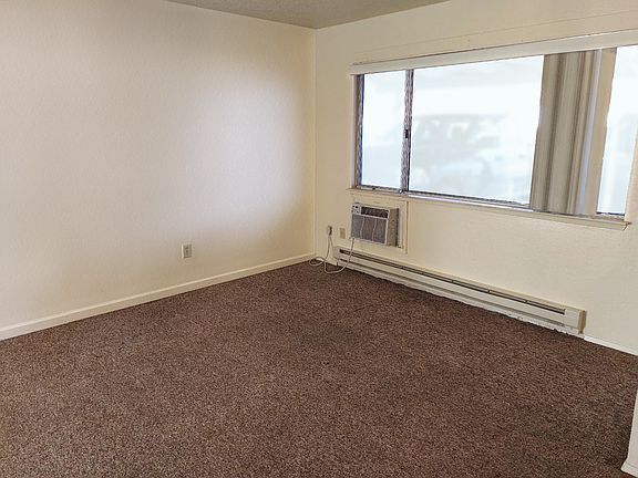 3rd image of 311 Bruce St APT 32