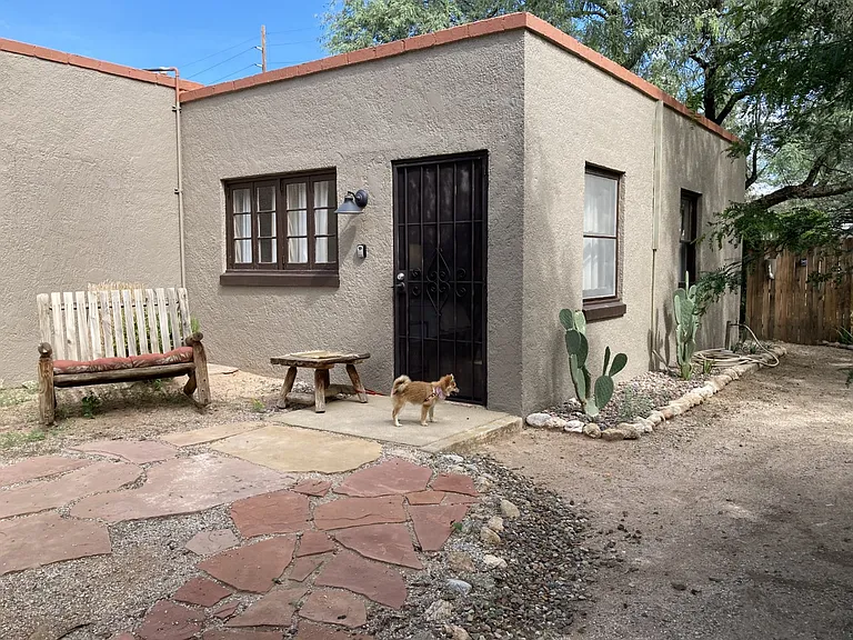 1533 E Lester St — Photo 9