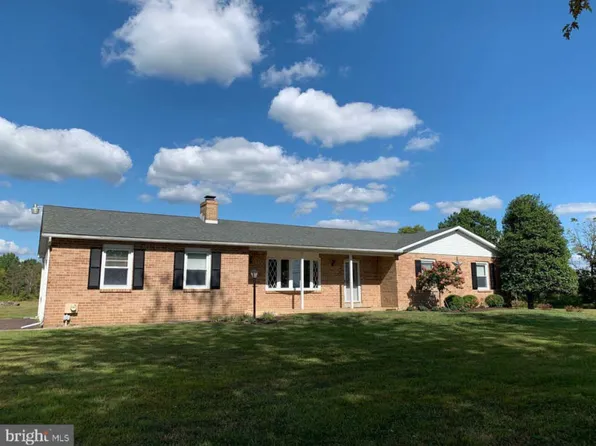 315 Old Limekiln Rd, Chalfont, PA 18914