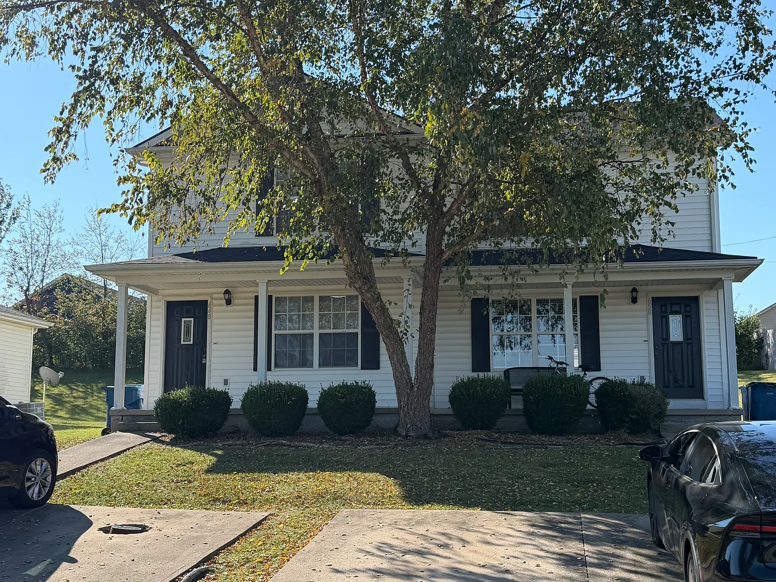 2 bed, 1.5 bath, 1050 sqft, $1,000 — Photo 1