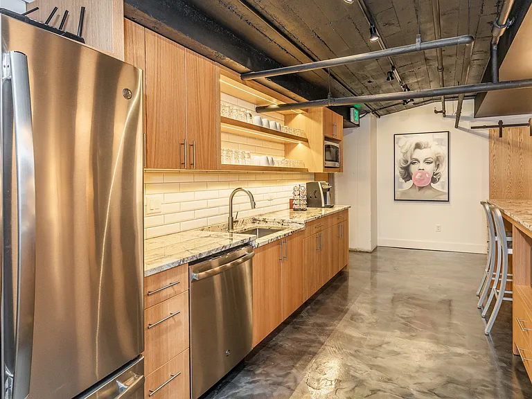 Community Room - Full Kitchen
