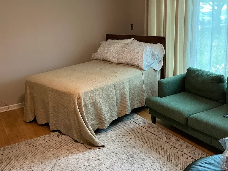 120 S Liberty St #1 — Photo 4