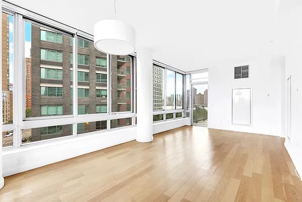 Rented by SERHANT. | media 9