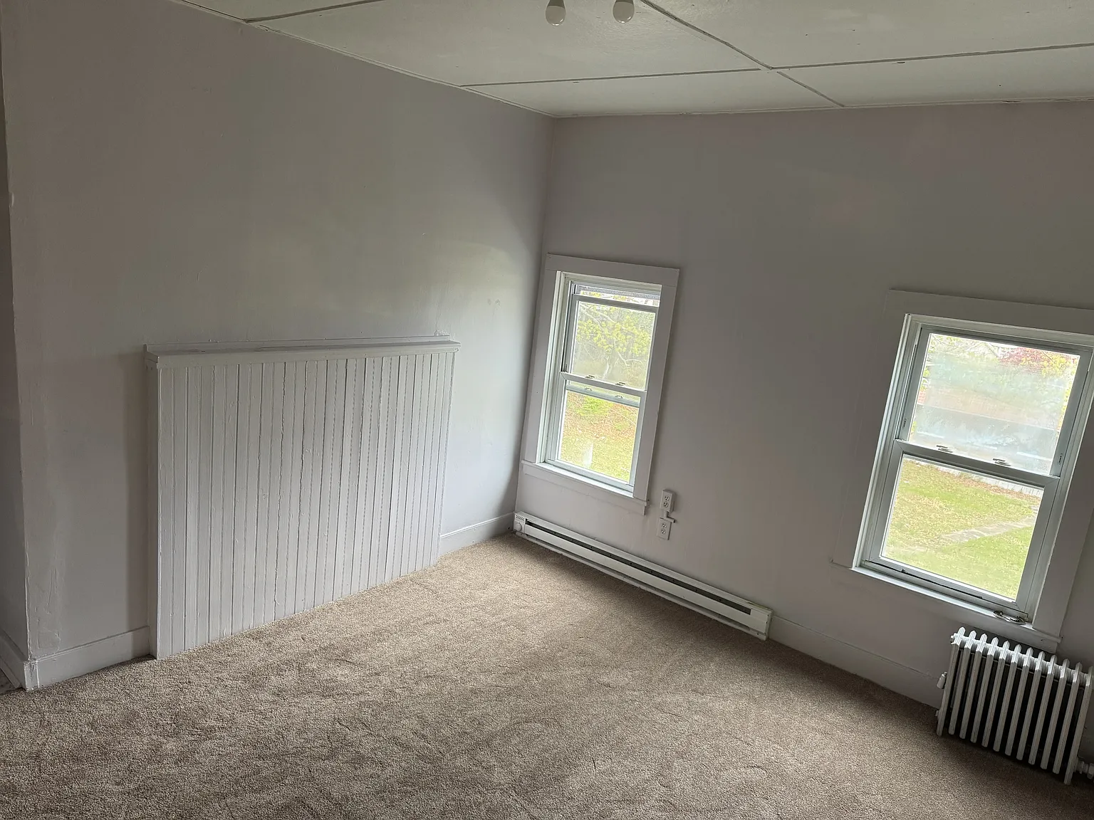 4 Maple Avenue - 1 — Photo 2