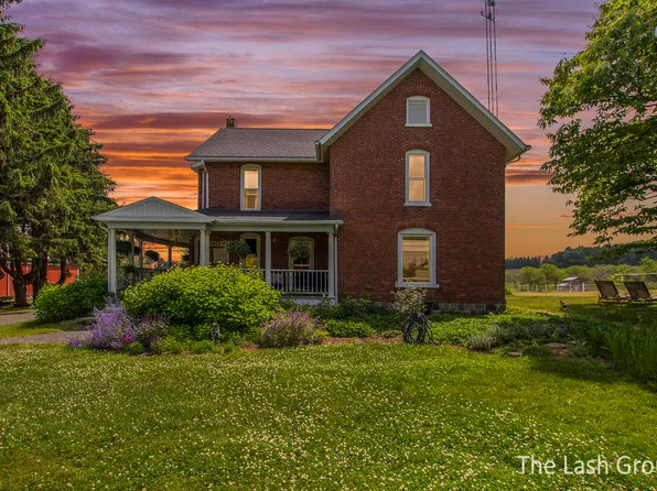5047 W Olmstead Rd, Ludington, MI 49431