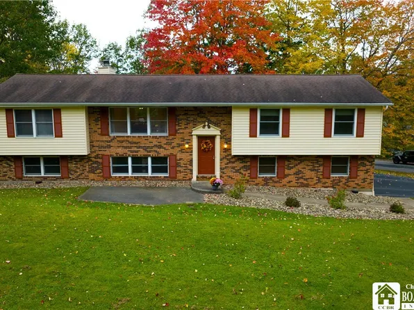 1802 Stardust Ln, Olean, NY 14760