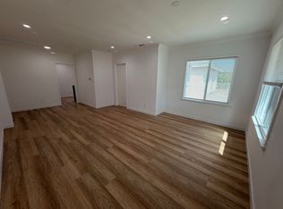 11233 Victory Blvd #11235, North Hollywood, CA 91606