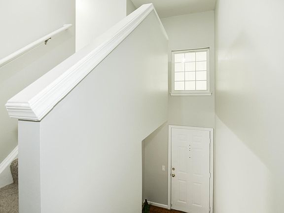 3rd image of 8208 Catbird Cir Unit 202