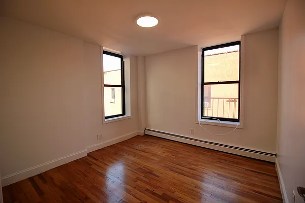 Rented by Hagstrom Management Inc | media 9