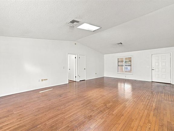 3rd image of 13469 BONDSTONE STREET