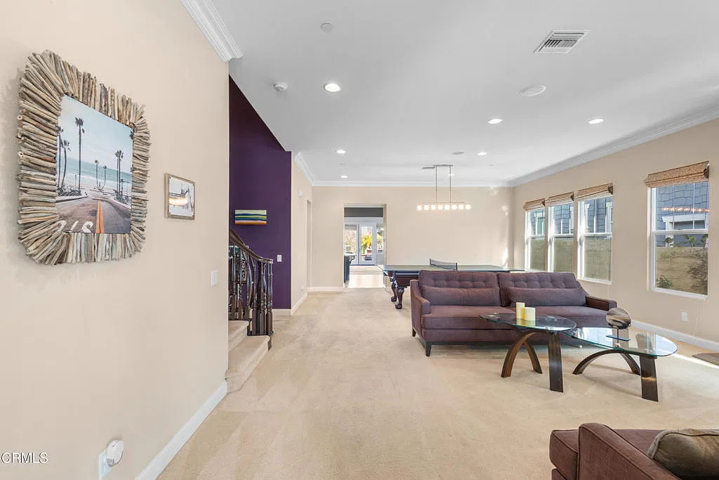 3 bed, 3.5 bath, 3100 sqft, $6,000 — Photo 4