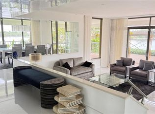 19707 Turnberry Way #Townhouse 6, Aventura, FL 33180