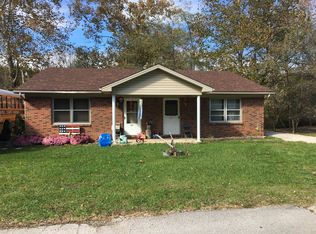 329 Geneva Ave, Irvine, KY 40336