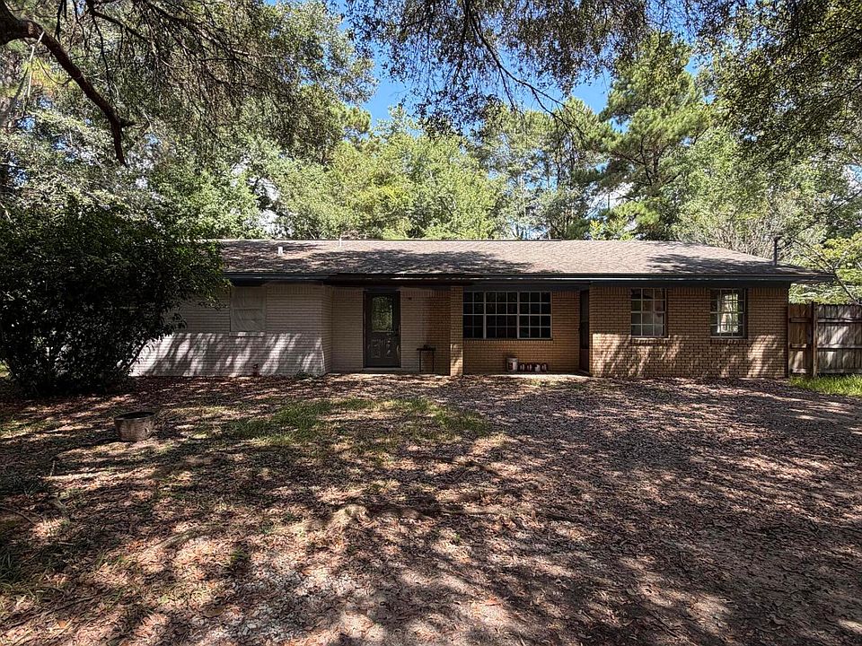 1st image of 23339 Saucier Lizana Rd