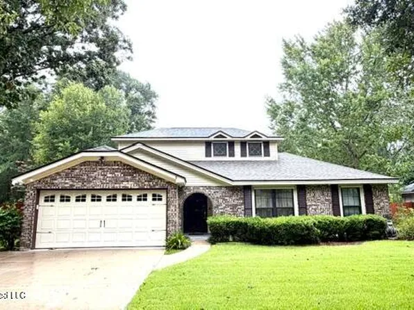 3924 River Pine Dr, Moss Point, MS 39563