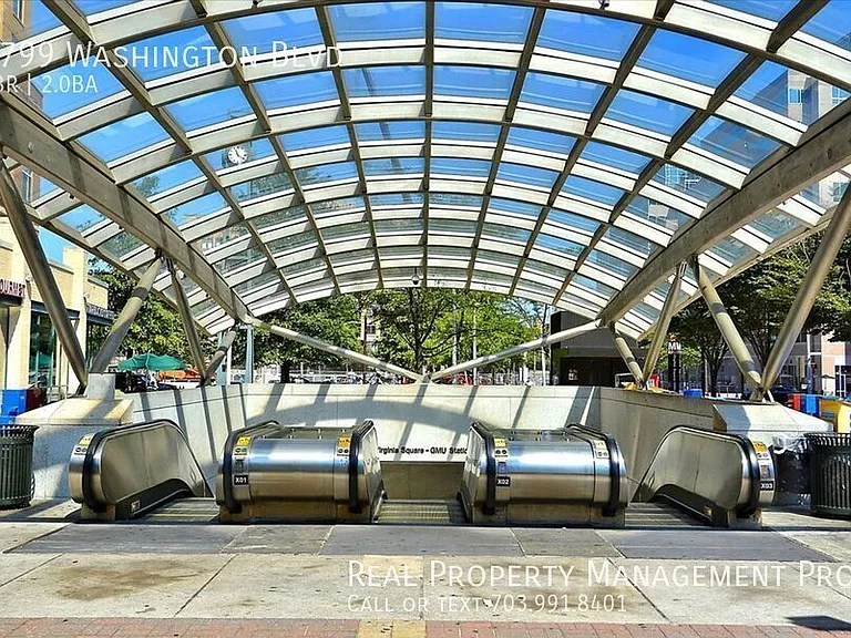 2799 Washington Blvd — Photo 41