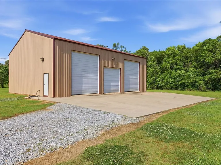 4072 Highway 471 — Photo 46
