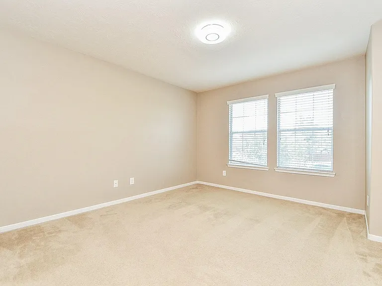 26011 Pebble Terrane — Photo 26