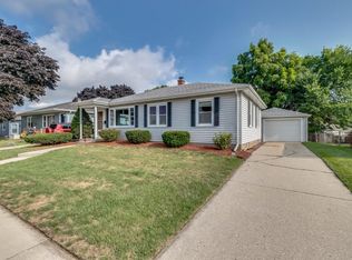 2004 Dwight St, Racine, WI 53403