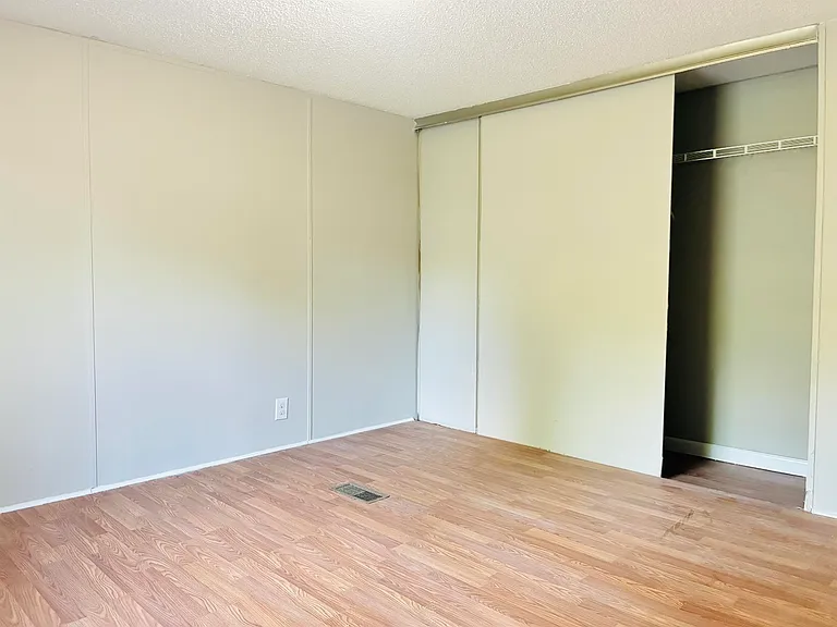 3822 Towery Rd #8 — Photo 12