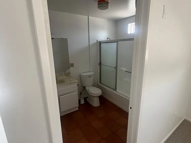 7615 N Hollywood Way #101 — Photo 6