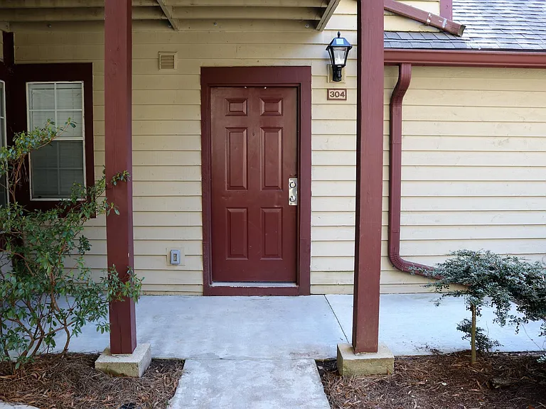 304 Hawkstone Way — Photo 3