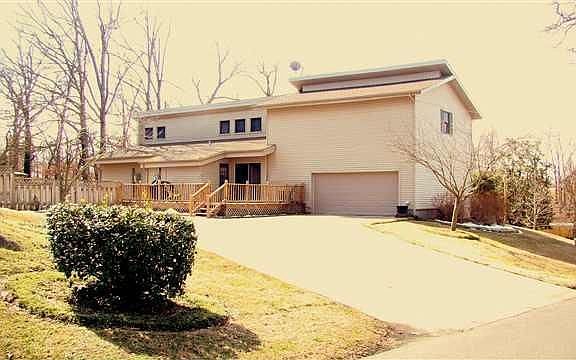 2nd image of 2023 Pepper Ln