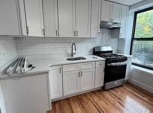 318 14th St #2, Brooklyn, NY 11215