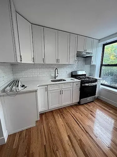 318 14th St #2 Photo 1