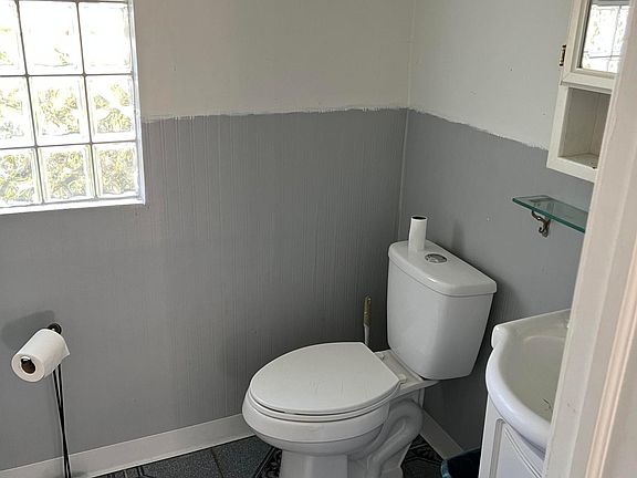 4th image of 28500 W Park Ave #1