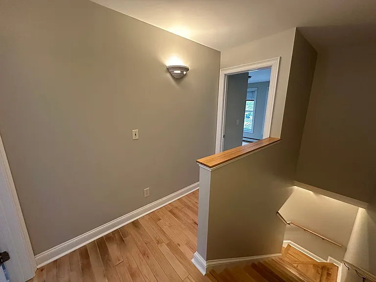 1044 North Ave #4 — Photo 12