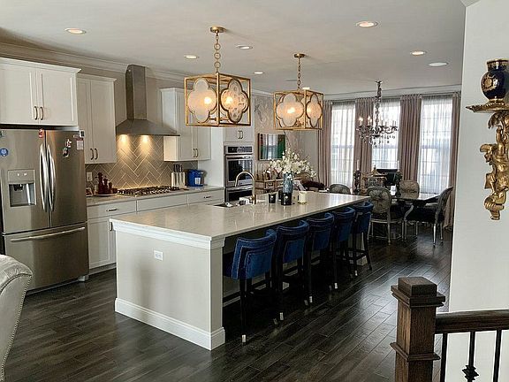 5th image of 8028 Townes Way