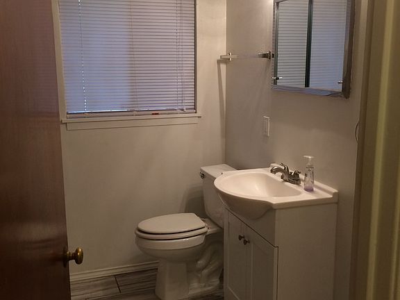 5th image of 119 Vassar Ln #123