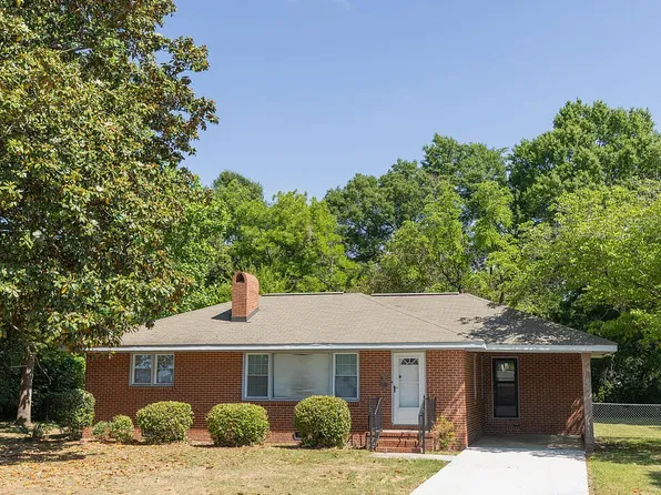 610 Cherokee Dr, Warner Robins, GA 31093