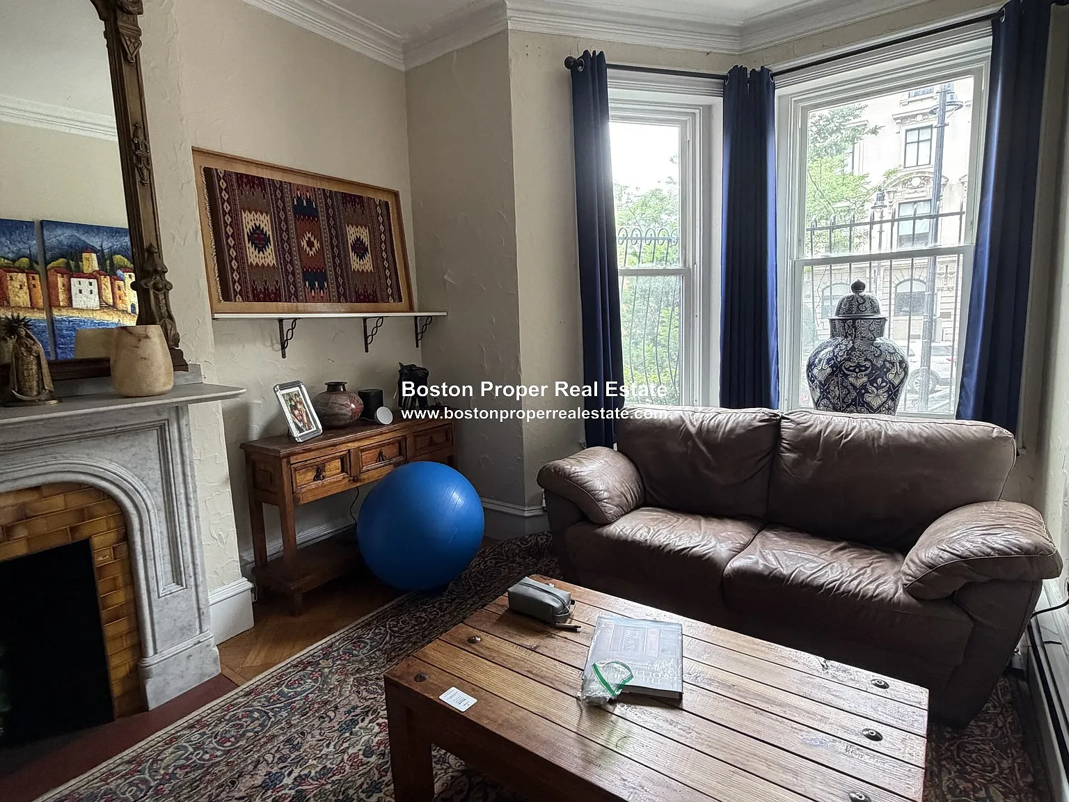 1 bed, 819 sqft, $2,400 — Photo 1