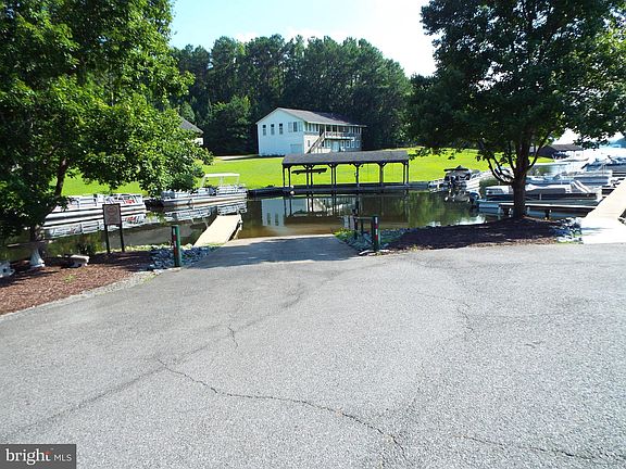 5th image of 3317 Hidaway Ct