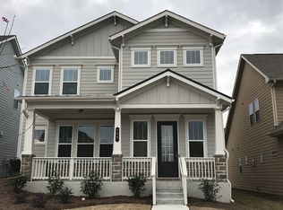 135 Treeside Ter, Fayetteville, GA 30214