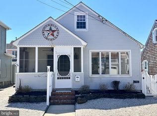 118 E Maryland Ave, Brant Beach, NJ 08008