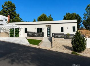 4724 El Caballero Dr, Tarzana, CA 91356