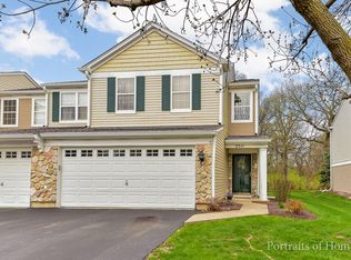 2511 Oak Tree Ln, Plainfield, IL 60586