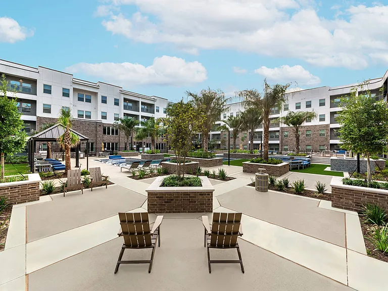 Hawthorne at Fairmont — Photo 25