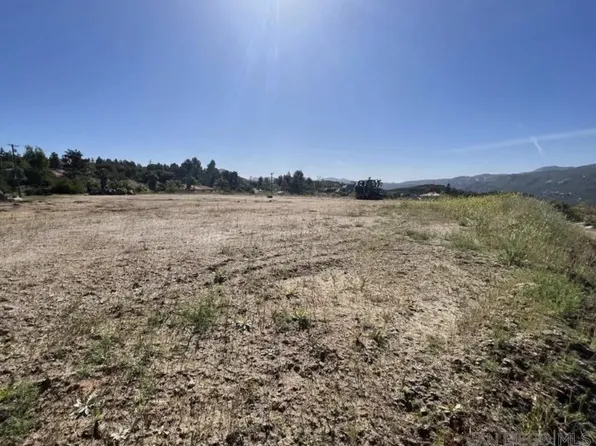 2824 Via Asoleado #2824, Alpine, CA 91901