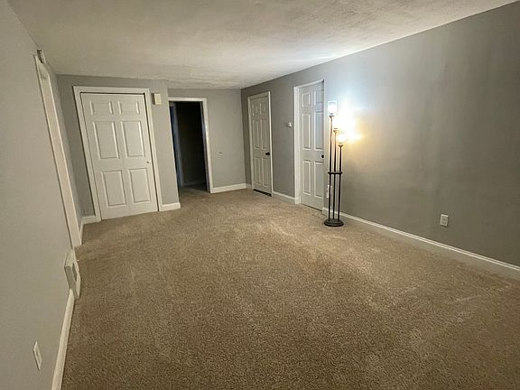 2nd image of 4627 Towle Ave