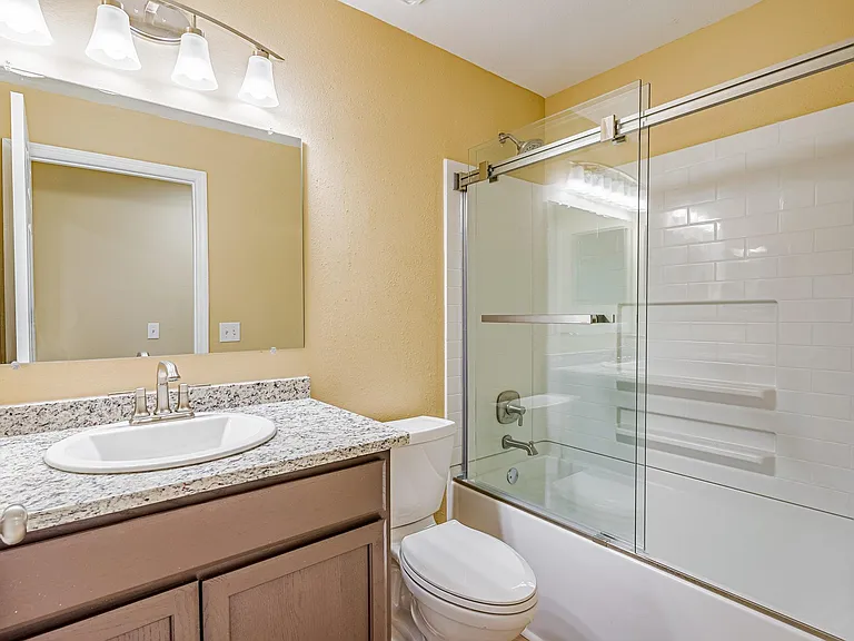 11318 Carabelee Cir — Photo 24
