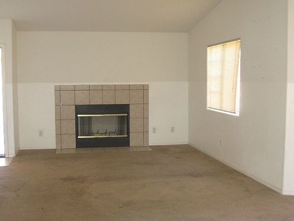 3rd image of 318 S Superior St